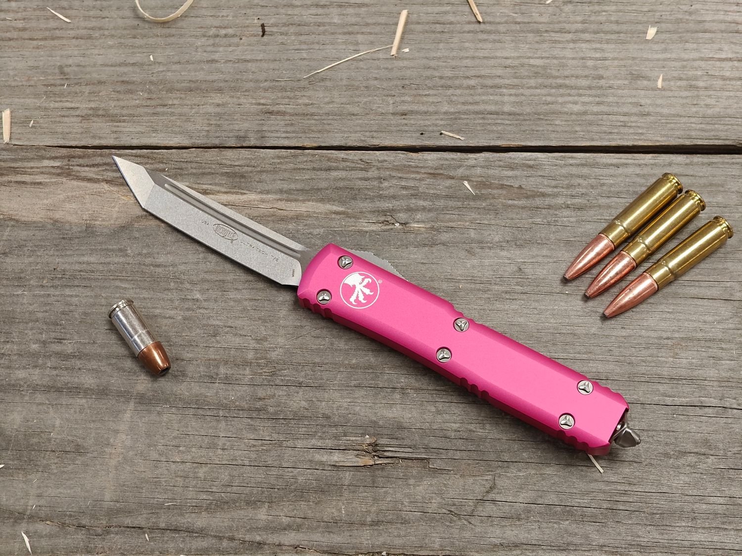 Microtech Ultratech Tanto T/E 3.4" OTF Automatic Knife / Pink Aluminum / Stonewash M390