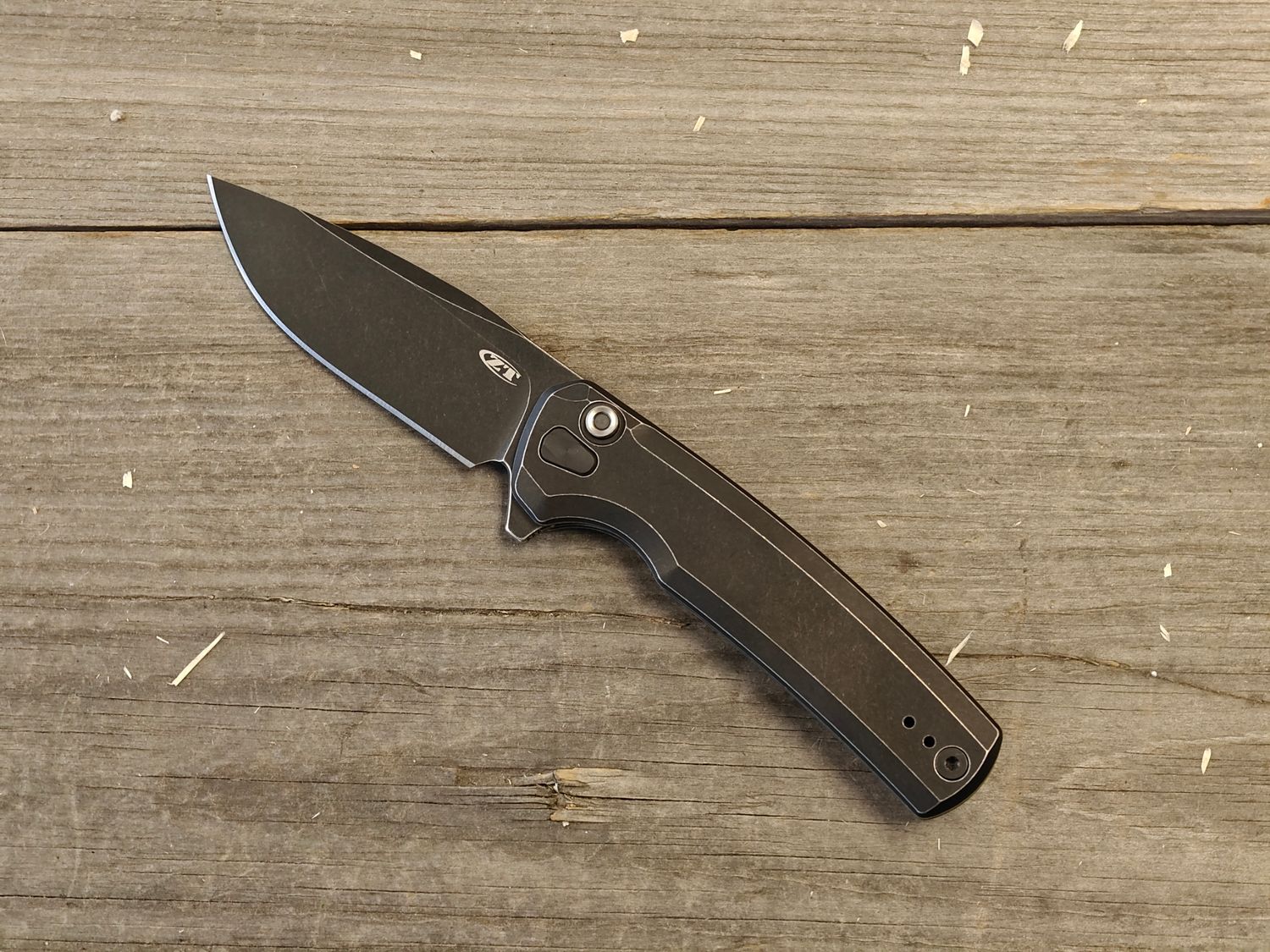 Zero Tolerance 0044 Button Lock Blade / Black StoneWash Titanium / Black StoneWash CPM S45VN