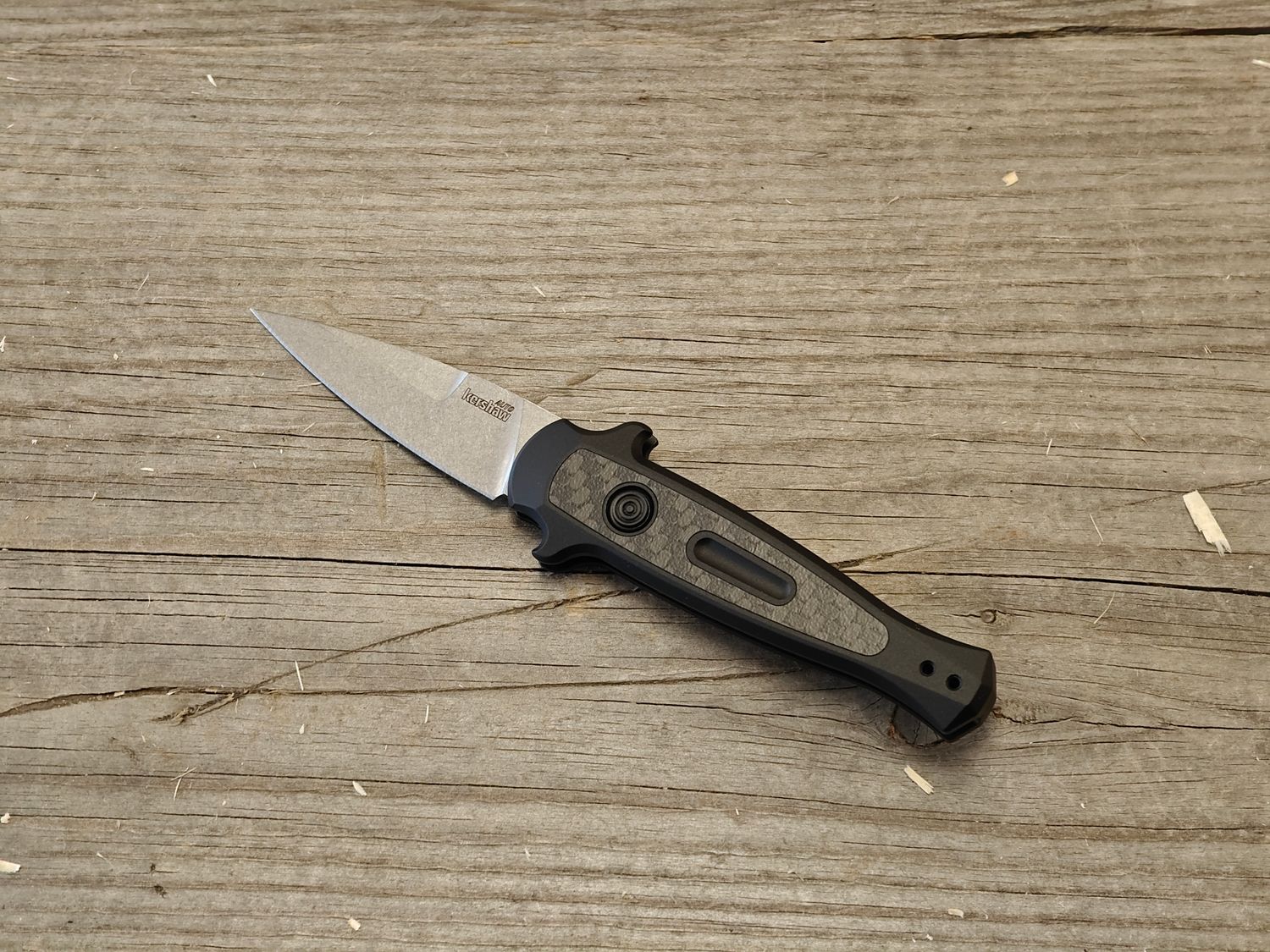 Kershaw Launch 12 2.5&quot; Button Lock Auto / Black Anodized Aluminum w/ Carbon Fiber Inlay / Stonewash CPM-154