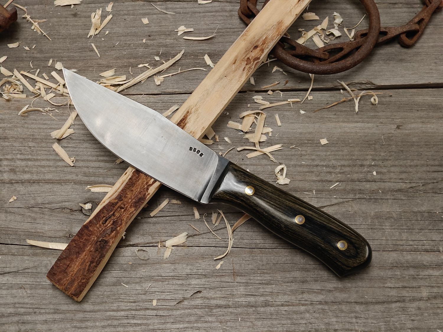 Dave Beck Knives 5&quot; Woodlore Fixed Blade / Grey Dymondwood / Blued 01 High Carbon Steel