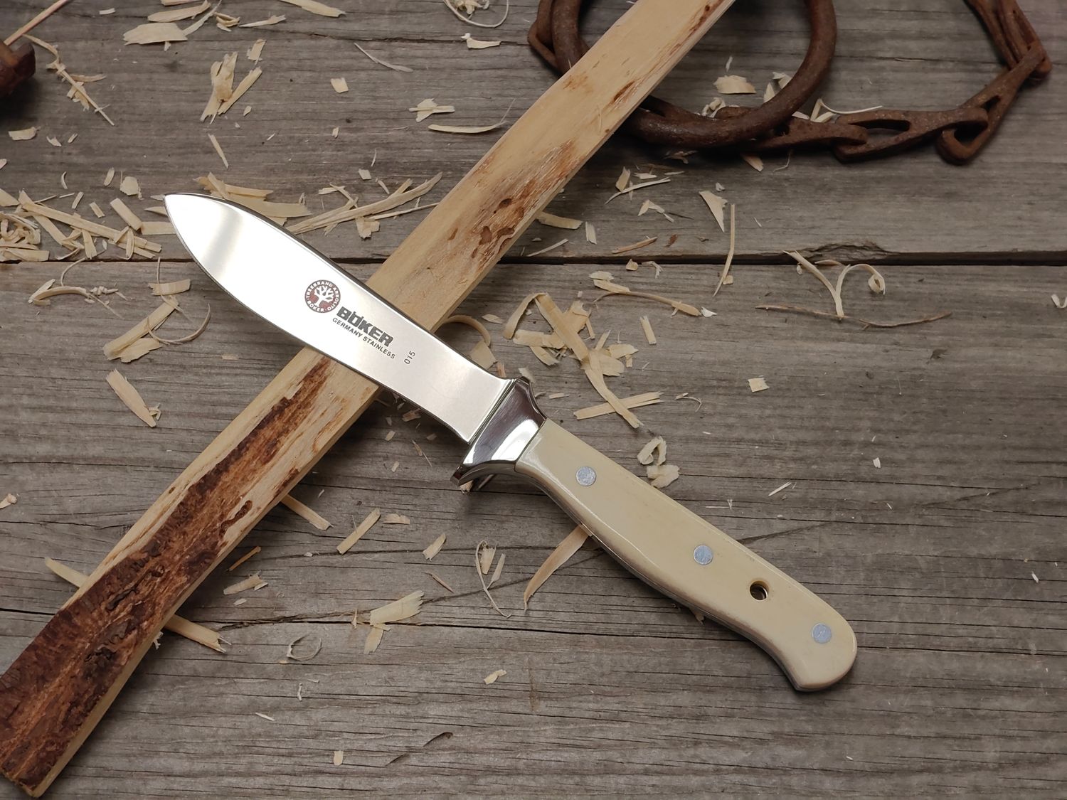 Boker Integral Skinner 4.5&quot; Fixed Blade / Smooth Bone / Satin 440C (Pre-Owned)