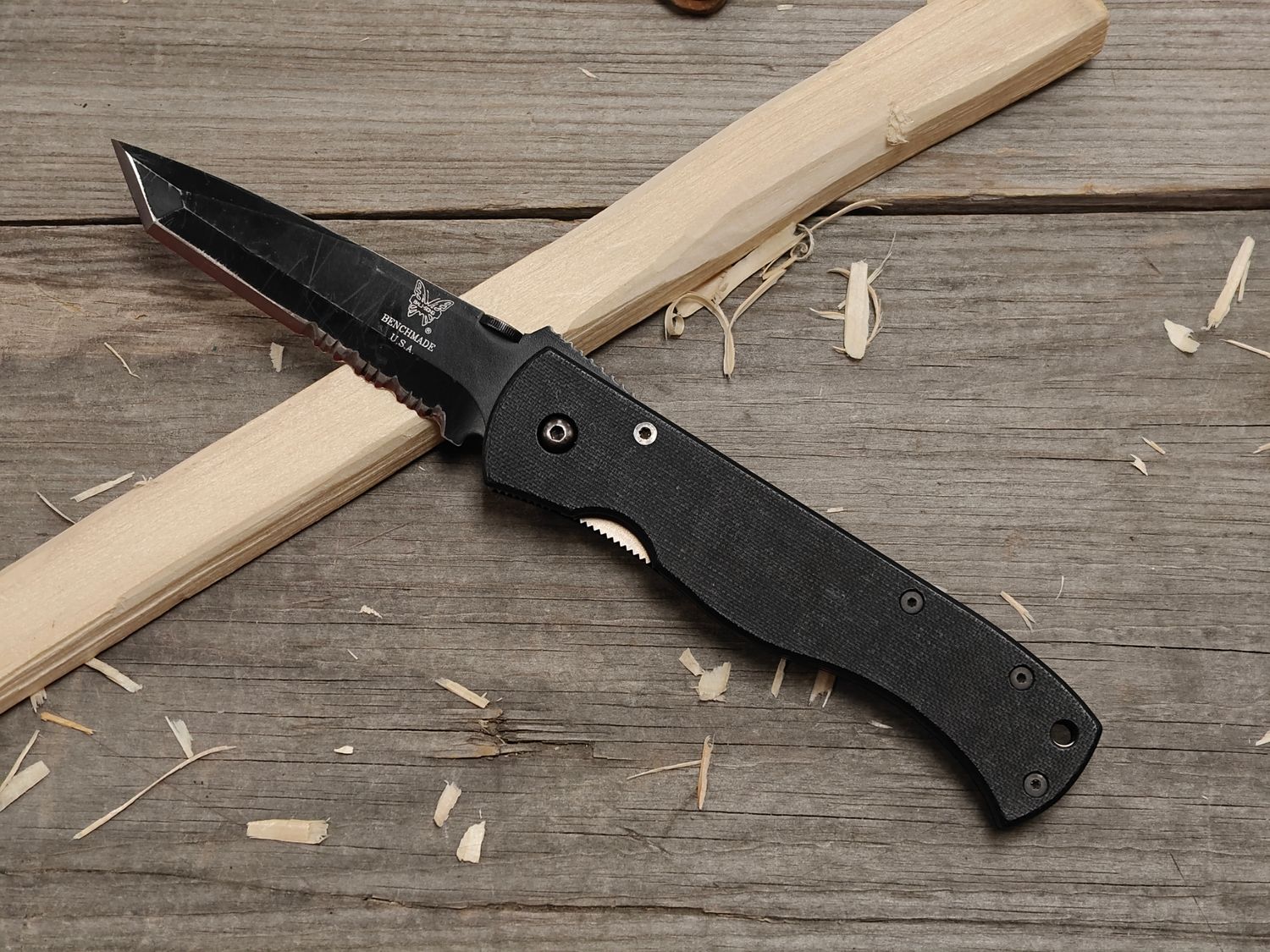 Benchmade Emerson CQC-7 3.75" Linerlock Folder / Black G10 / Black Partially-Serrated Tanto ATS-34