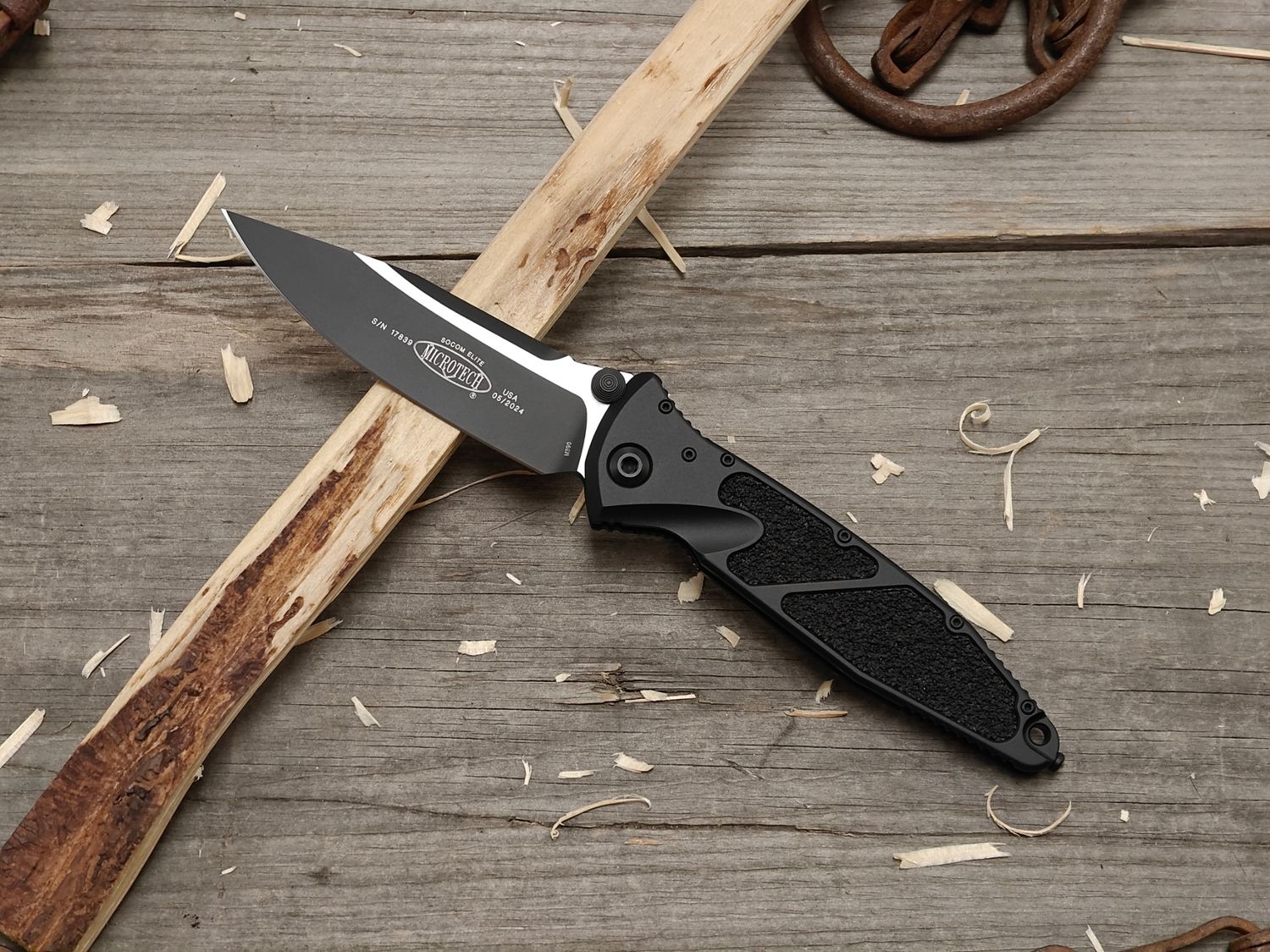 Microtech Socom Elite 4.05" Linerlock Folder / Black Aluminum / Black M390 (Pre-Owned)