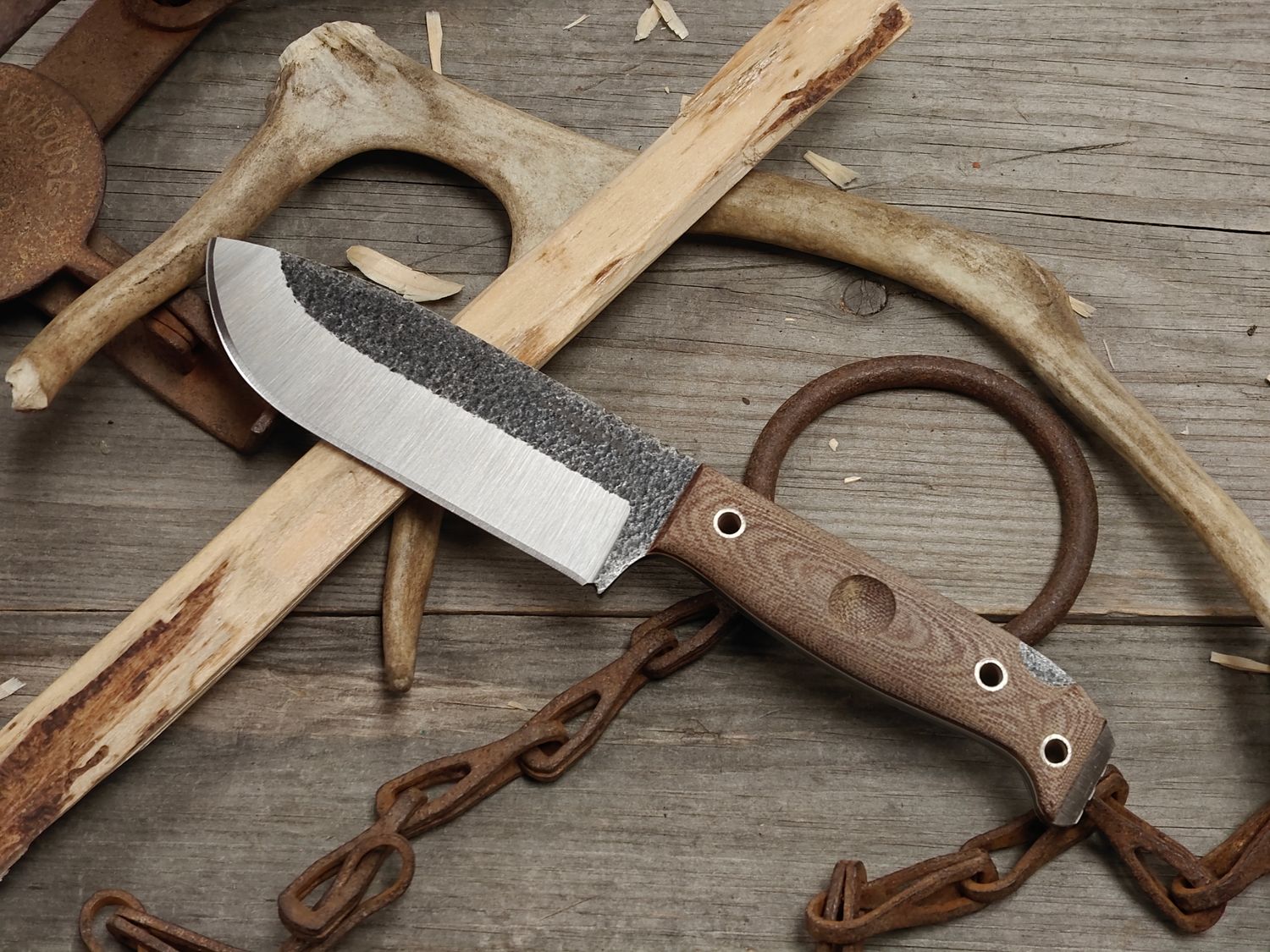 Condor Selknam 5.4" Fixed Blade / Natural Micarta / Two-Tone 1075