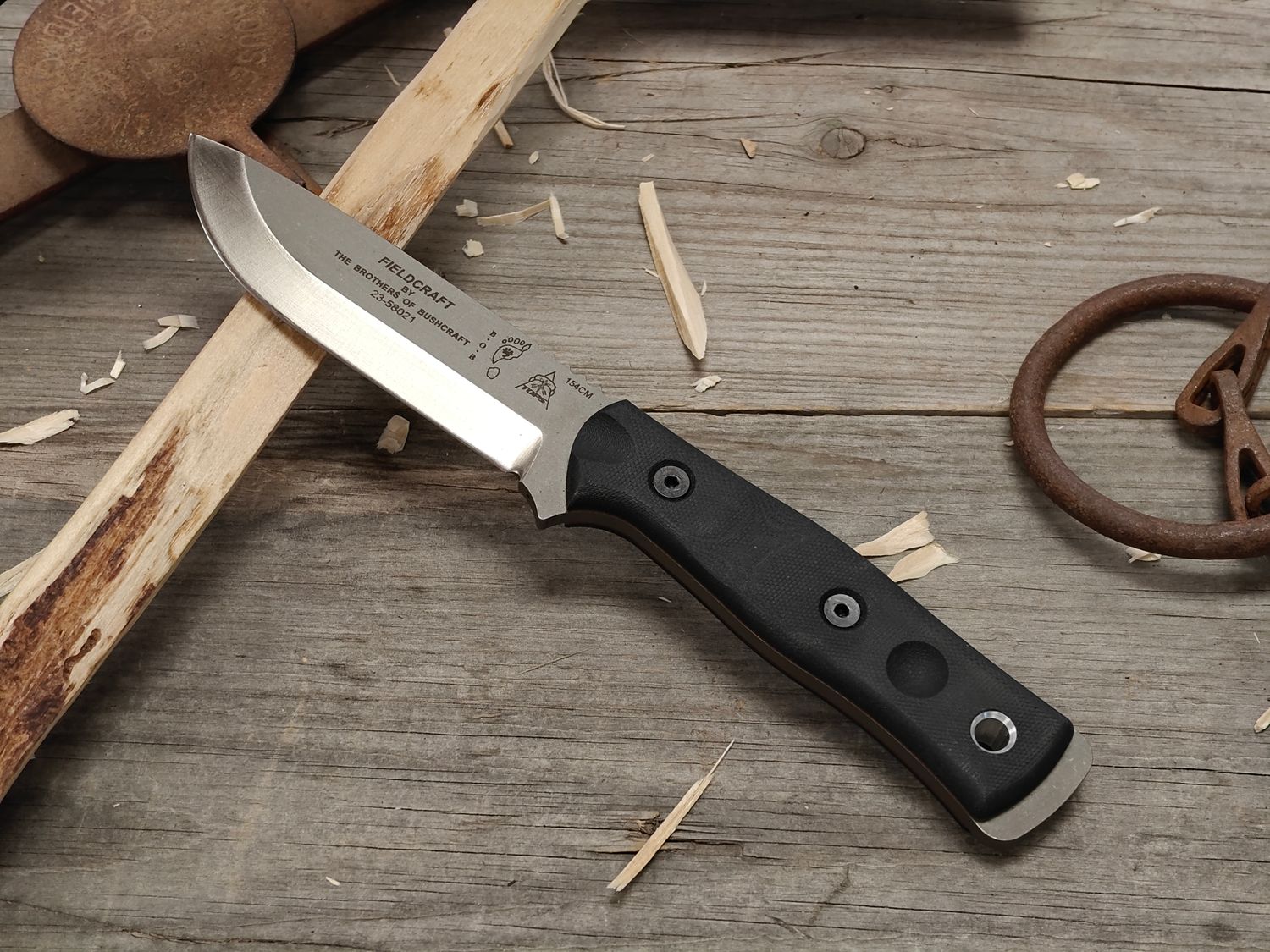 TOPS Knives BOB Brothers of Bushcraft Fieldcraft 4.5" Fixed Blade /  Black G10 &amp; Red Liners / Stonewashed 154CM