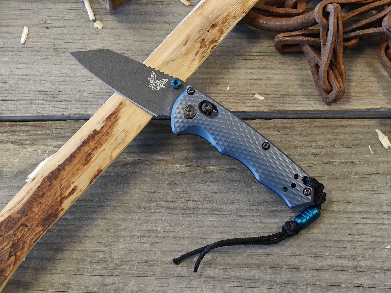 Benchmade Full Immunity 2.5" AXIS Lock Folder / Crater Blue Aluminum / Black M4