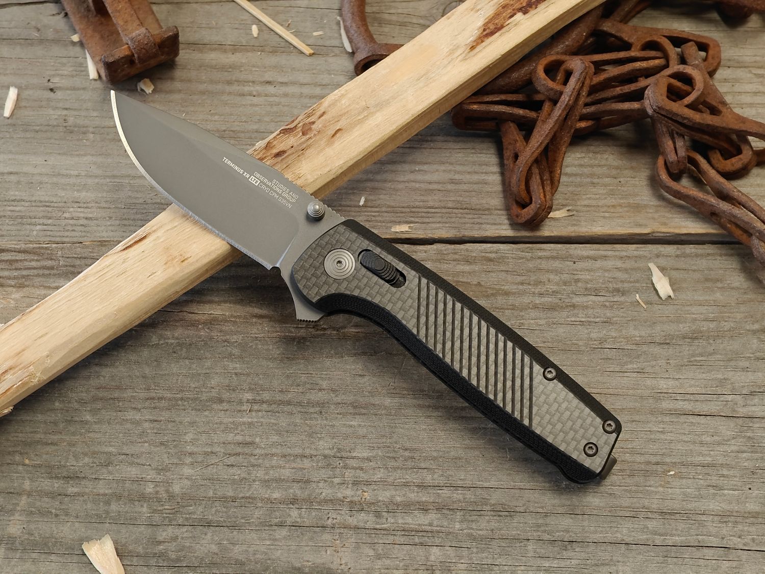 SOG Terminus RX 2.95" Folding Knife / Carbon Fiber / Bead Blast S35VN