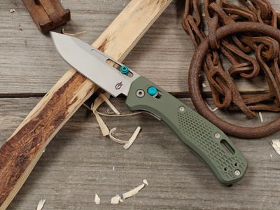 Gerber Assert 3" Pivot Lock Folder / Green Polymer / Stonewash S30V