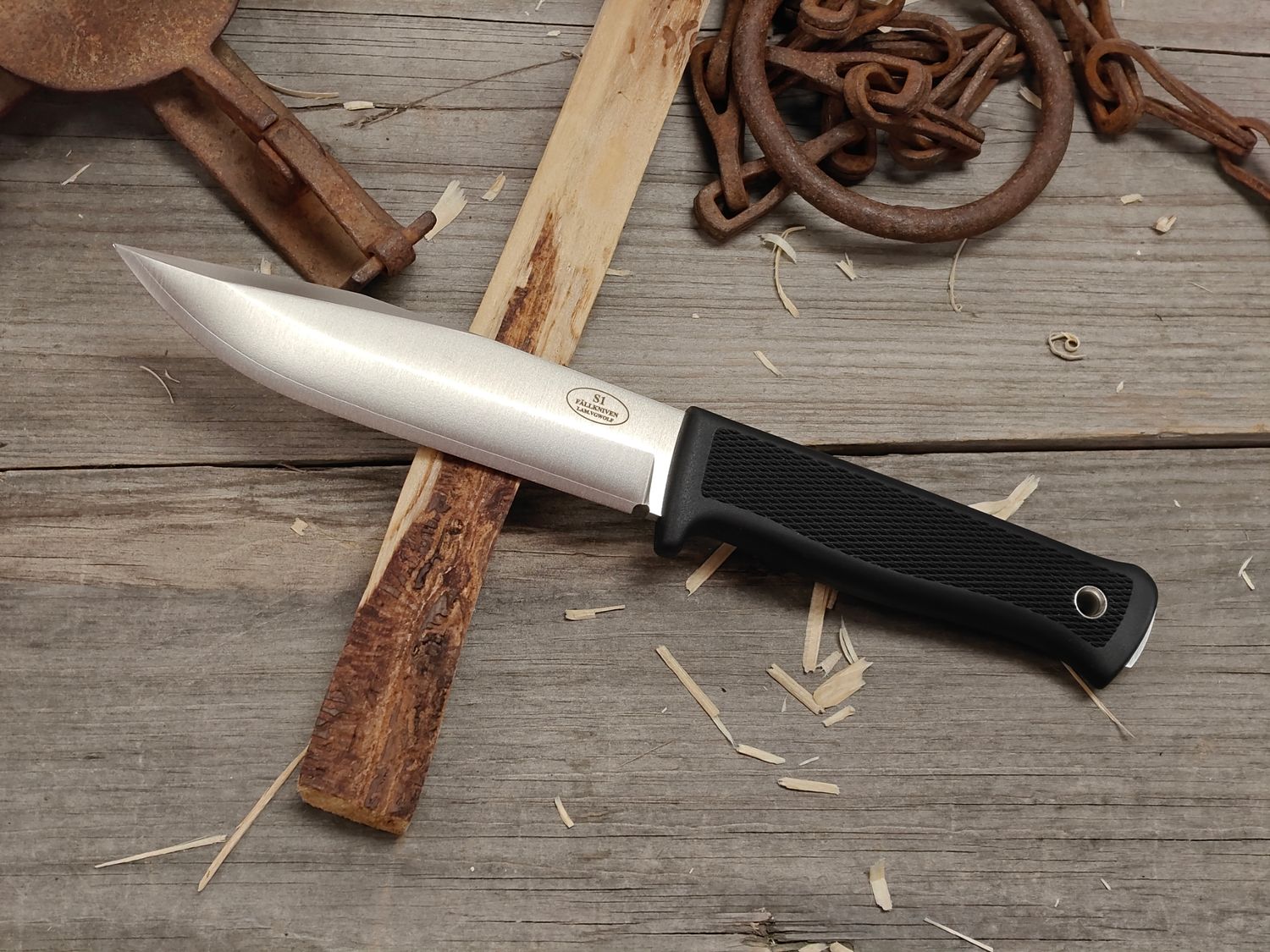 Fallkniven S1 5.1" Fixed Blade Knife / Black Thermorun / Satin VGWOLF / Leather Sheath