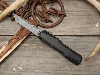 Kershaw Livewire 3.4" Tanto OTF Auto / Black Aluminum / Black Stonewash Magnacut
