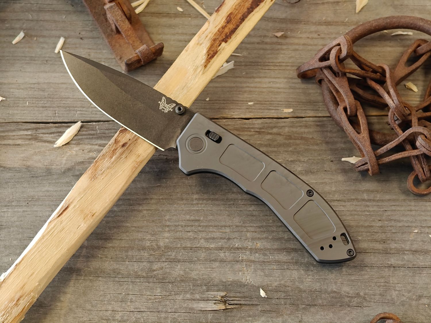 Benchmade Narrows 3.4" Axis Lock Folder / Black DLC Titanium / Black M390