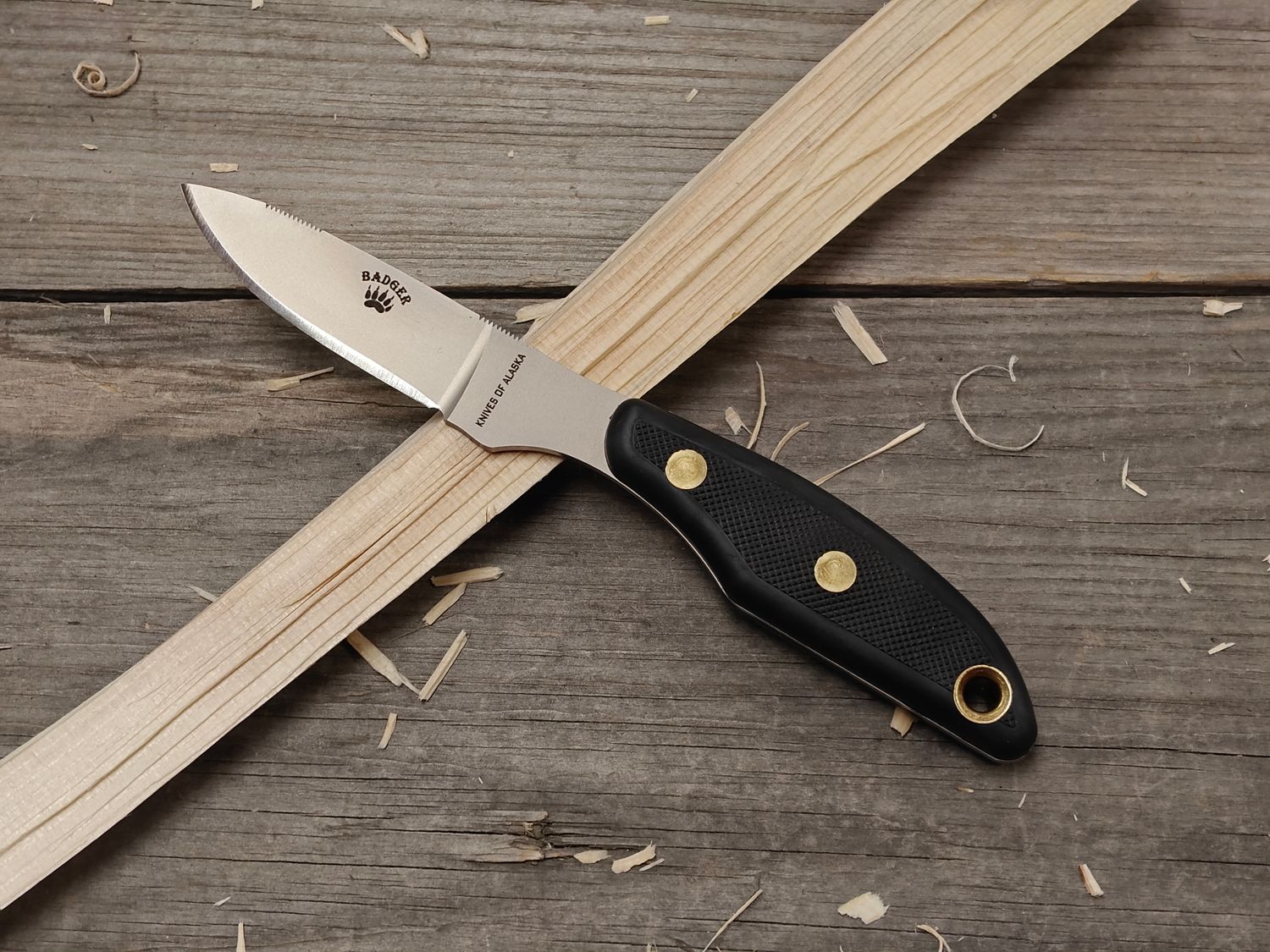 Knives of Alaska Badger 2.64" Fixed Blade / Black SureGrip™ / Bead Blast D2