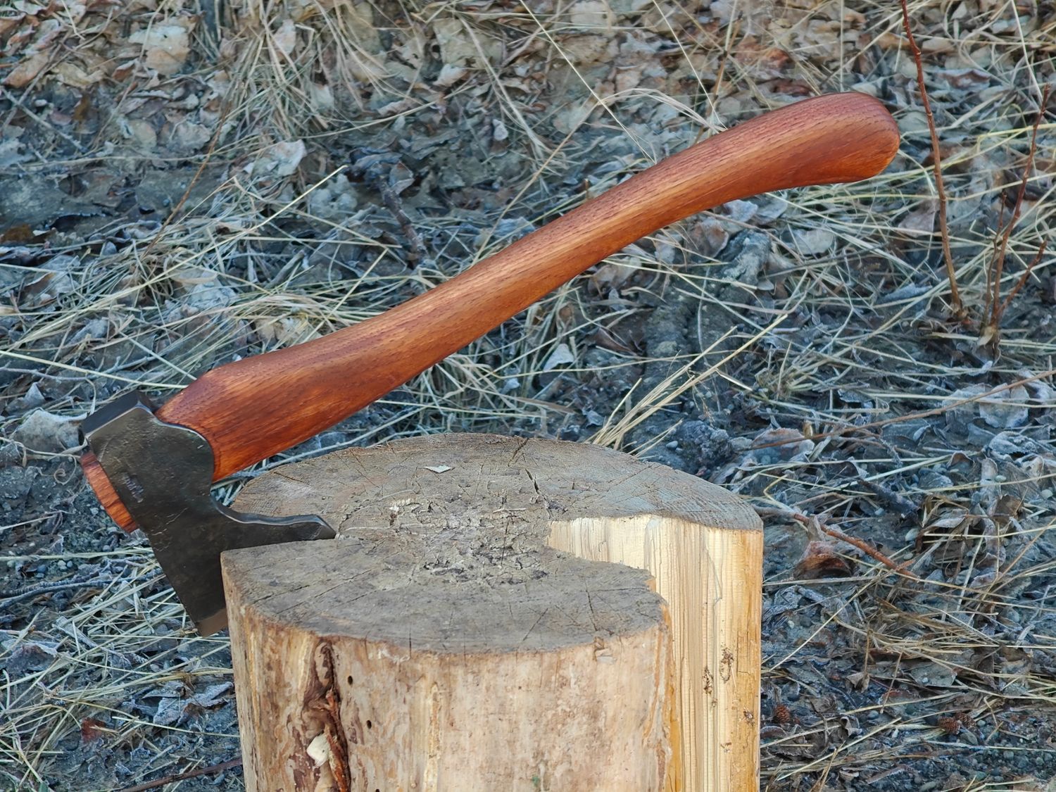 Wolf Valley Forge Trekker Axe / 18.5" Hickory Handle / 1.6lbs Forged 4142 Chromoly Steel