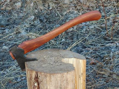 Wolf Valley Forge Trekker Axe / 18.5" Hickory Handle / 1.6lbs Forged 4142 Chromoly Steel