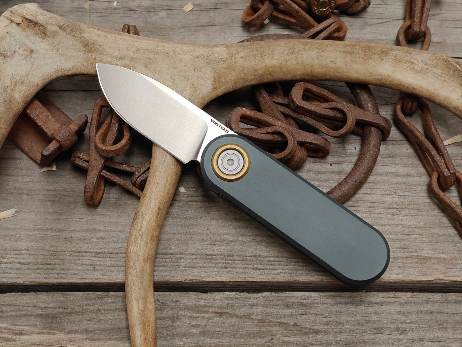 Vosteed Corgi-V 2.25" Vanchor lock Knife / Grey Aluminum / Satin 14C28N