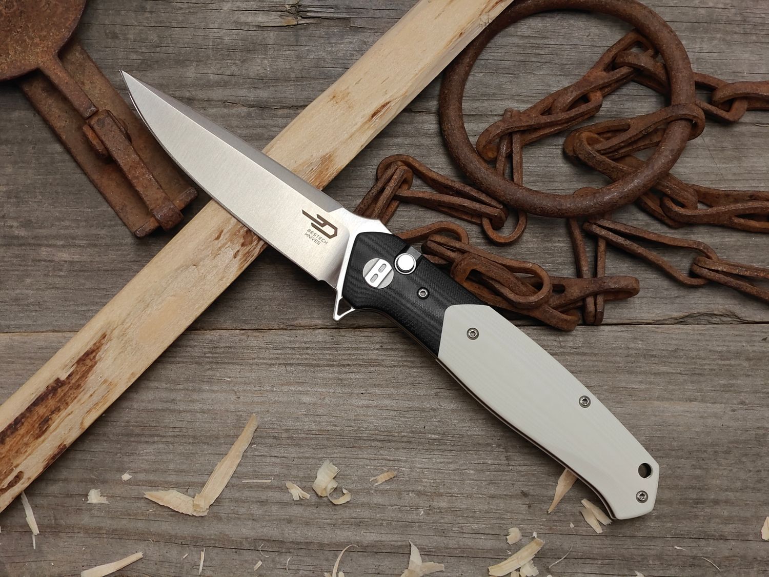 Bestech Swordfish 4" Buttonlock Folder / White and Black G10 / Satin 14C28N