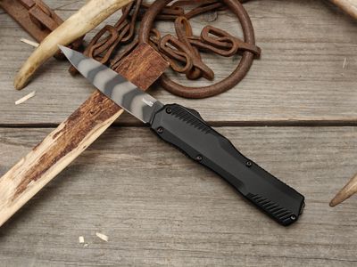 Kershaw Livewire 3.4" OTF Auto Blade / Black Aluminum / Tiger Stripe MagnaCut