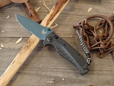 Benchmade Adira Partailly Serrated 3.9" AXIS Lock Knife / Grey Grivory / Cerakote Blue Titanium CPM-MagnaCut