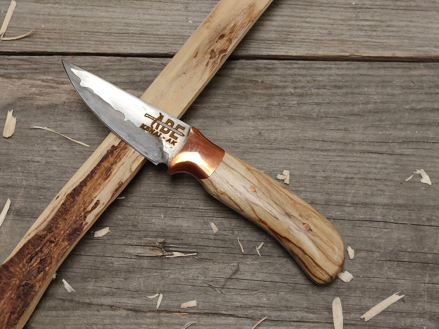 ABE Knives 3" Fixed Blade / Stabilized Alaska Birch Burl With Copper Bolster / San Mai 80crv2 &amp; 15n20
