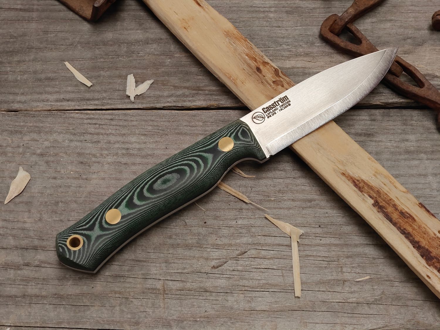 Casstrom No. 8 Swedish Forest Knife 3" Fixed Blade With Ferro Rod / Green &amp; Black G10 / Satin Scandi 14C28N