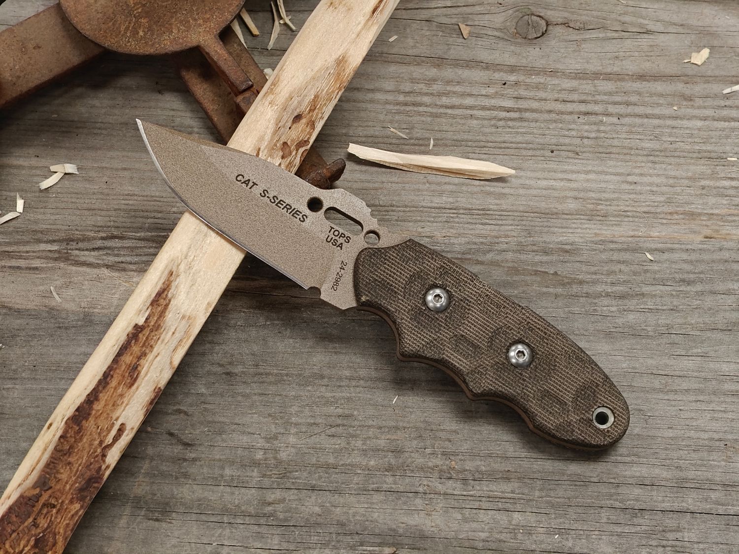 TOPS Knives C.A.T. 3.25" Fixed Blade / Green Micarta / Tan 1095