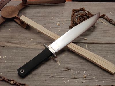 Cold Steel Trail Master 9.5" Fixed Blade / Black Kraton w/ Stainless Bolster /  San Mai® VG-1 (Pre-Owned)