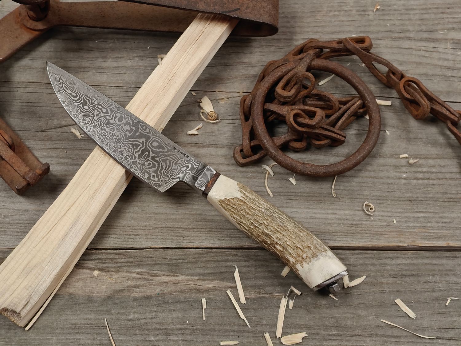 Mark Couch Damascus 4.5" Fixed Blade/ Antlers With Damascus Integral Bolster &amp; Pommel / 15N20 &amp; 1080