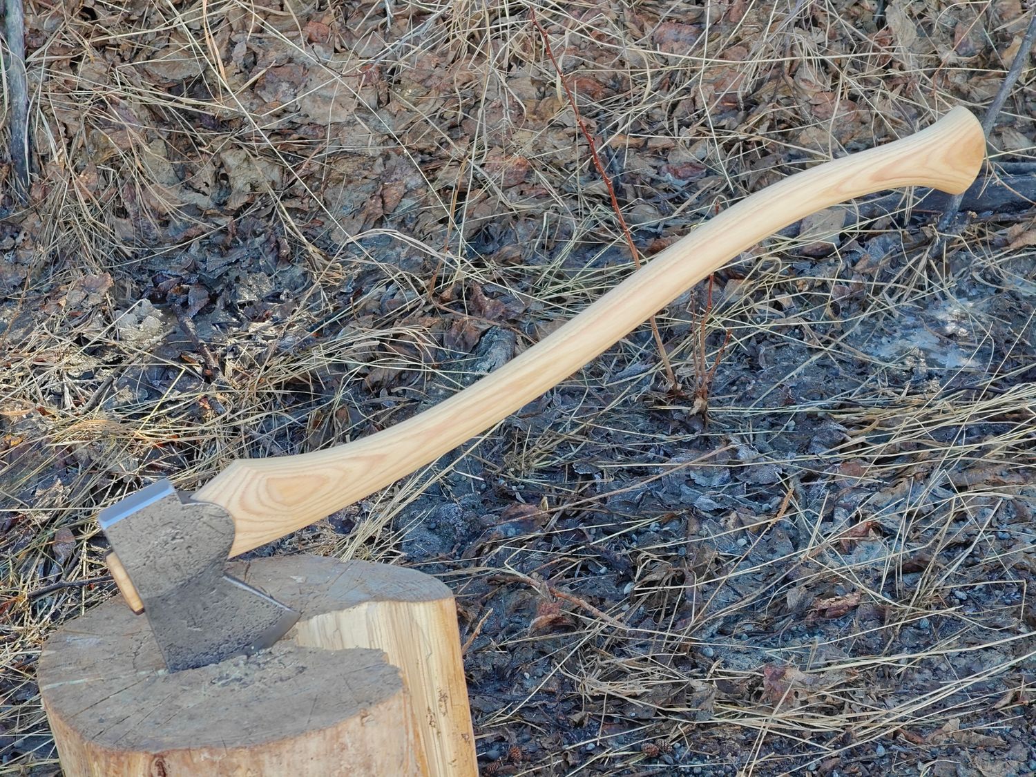 Hoffman Blacksmithing Wasatch Axe / 28" Curvy Oval Hickory Handle W/ Bulb End / 2.25 Lbs 4142 Chromium Molybdenum Alloy