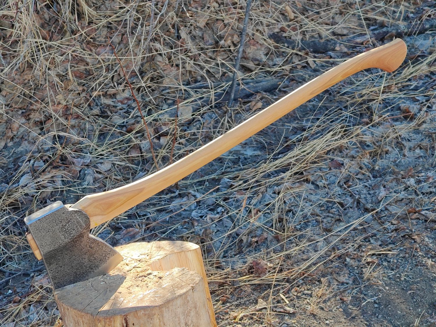 Hoffman Blacksmithing Farm Axe / 32" Straight Oval Hickory Handle W/ Bulb End / 4.5 Lbs 4142 Chromium Molybdenum Alloy