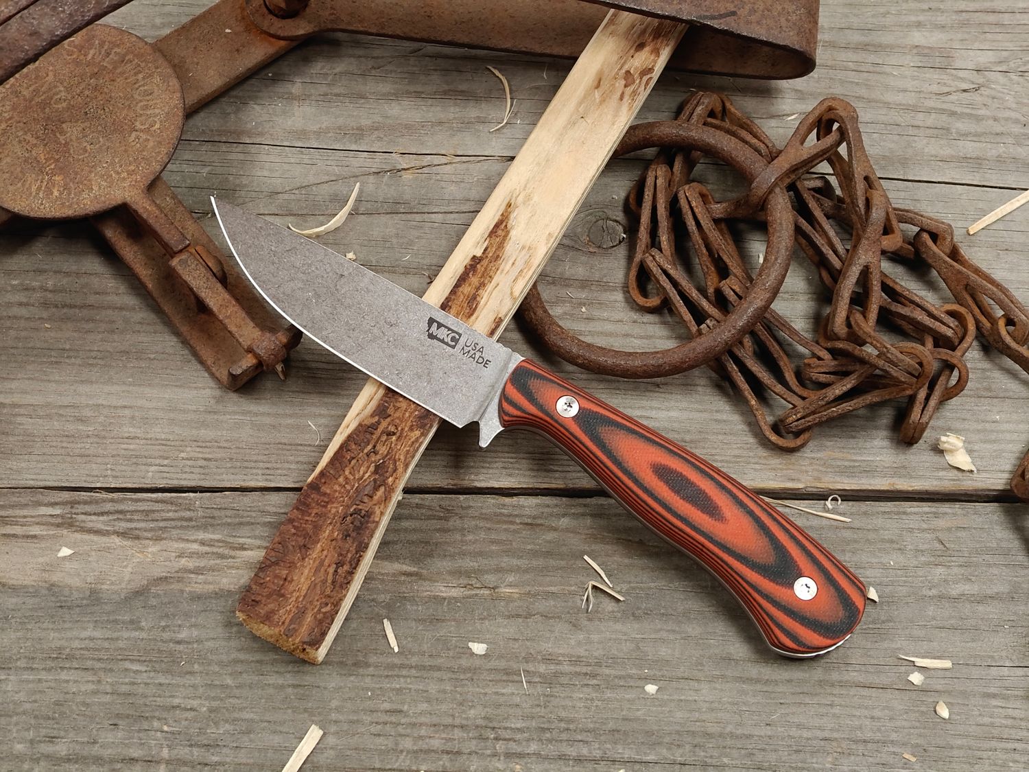 Montana Knife Co. WhiteTail 4" Fixed Blade / Orange And Black G10 / Stonewash MagnaCut