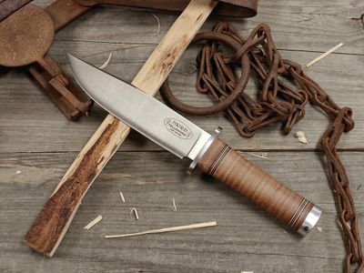 Fallkniven Northern Lights Njord 6" Fixed Blade / Stacked Ox Hide Leather Handle / Satin Convex VG10