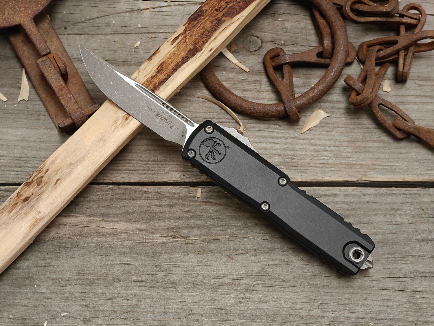 Microtech UTX-85 Gen IV S/E 3" OTF Automatic / Black Aluminum / Apocalyptic Bohler M390MK