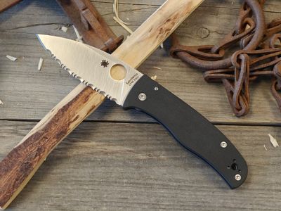 Spyderco Bodacious 3.5" Fully Serrated Compression Lock Folding Blade / Black G10 / Satin CPM-S30V