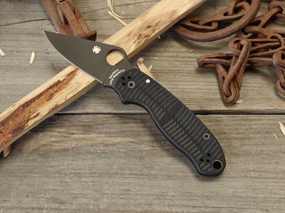 Spyderco Paramilitary 3 Salt 3" Compression Lock Folder / Textured Black G10 / Black CPM-MagnaCut