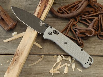 Benchmade Bugout 3.25" AXIS Lock Folding Blade / Storm Grey Grivory / Cobalt Cerakote CPM-S30V (Pre-Owned)
