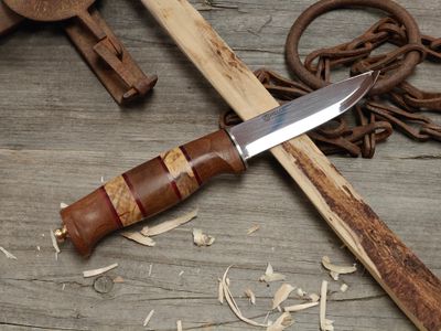 Helle Harding Rubin 2026 3.75" Fixed Blade / Kebony &amp; Spalted Beech W/ Dyed Red Leather / Polished H3LS