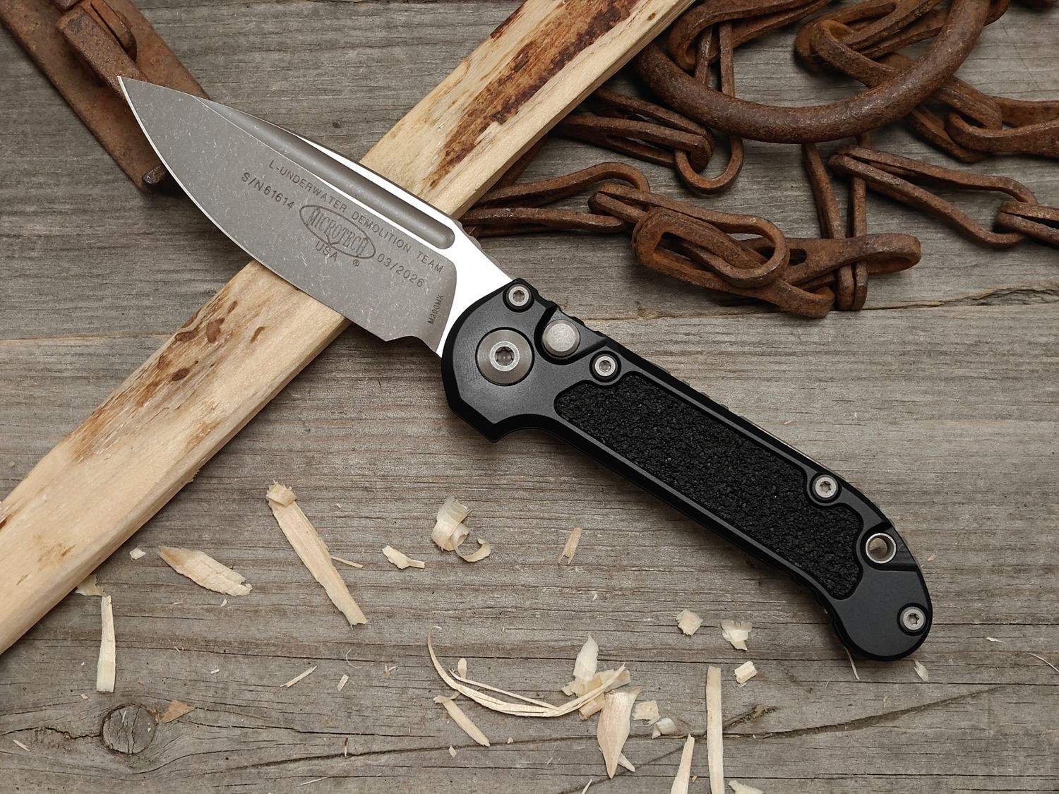Microtech L.U.D.T Gen III 3.5" S/E Push Button Automatic / Black Aluminum / Apocalyptic Bohler M390MK
