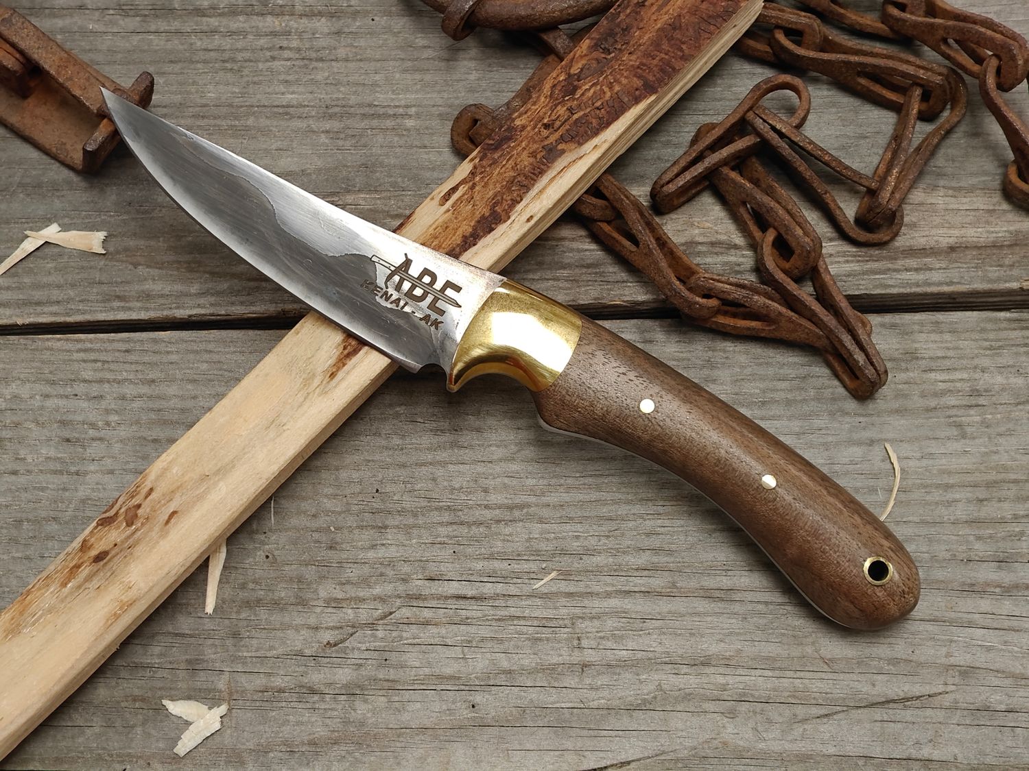 ABE Knives San Mai 3.75" Fixed Blade / Black Walnut  &amp; Brass Bolster / 80CrV2 &amp; 15N20