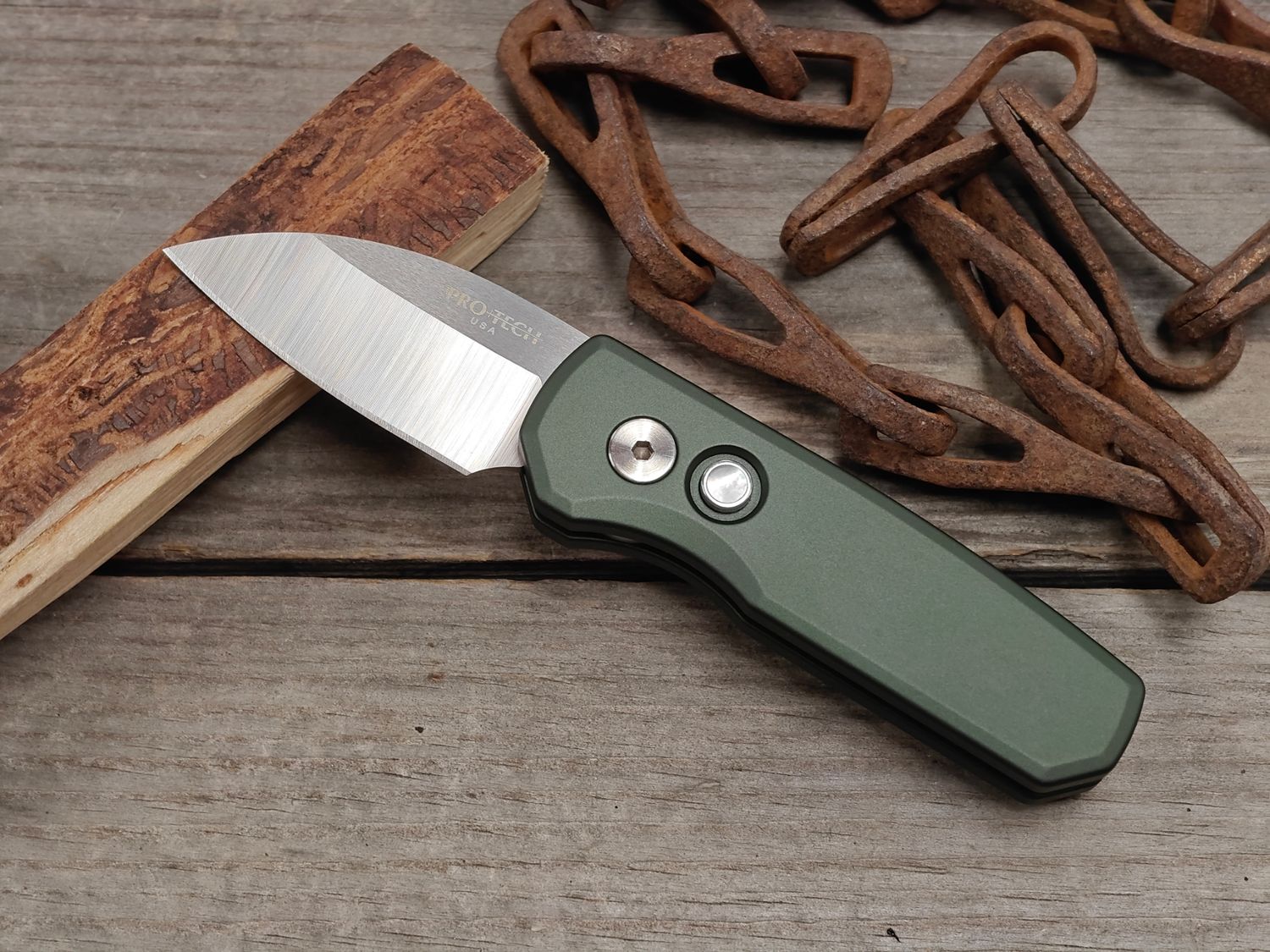 Pro-Tech Runt 5 2" Wharncliffe Pearl Button Automatic Folder / Green Aluminum / Satin CPM-Magnacut (Pre-Owned)