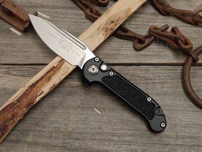 Microtech L.U.D.T Gen III 3.5" S/E Push Button Automatic / Black Aluminum / Stonewash Bohler M390MK