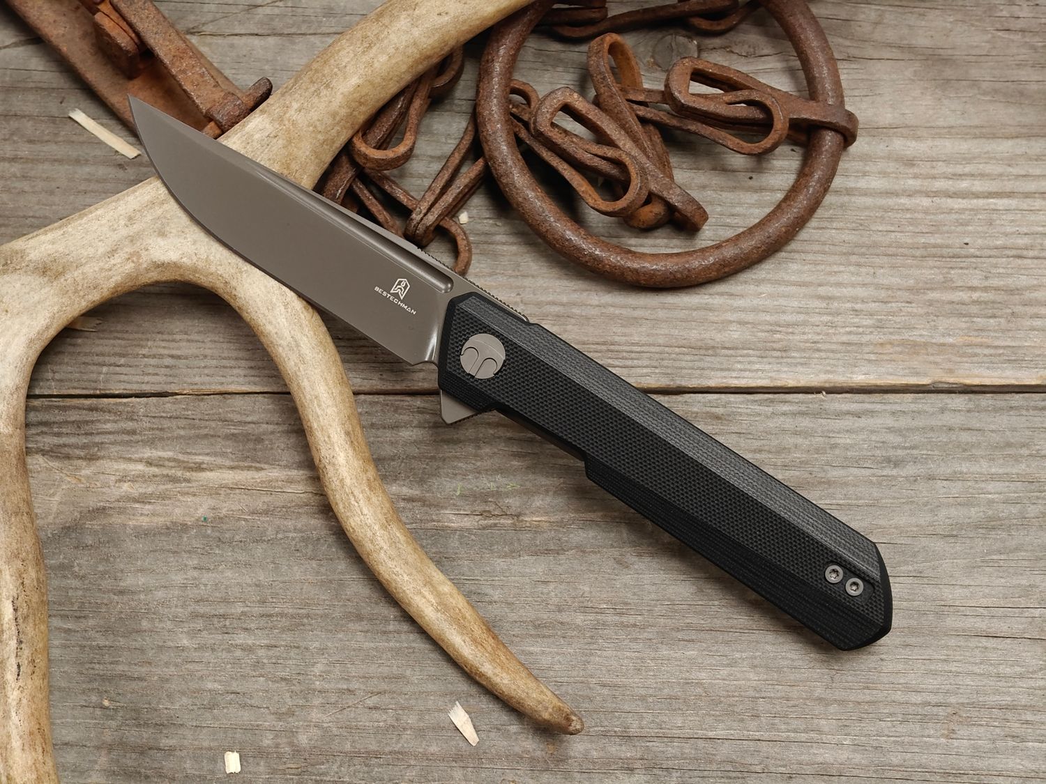 Bestech Dundee 3.5" Linerlock / Black G10 / Grey CPM-MagnaCut