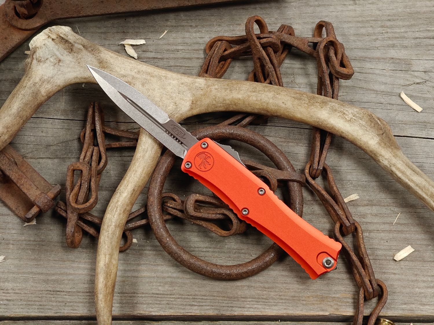Microtech Hera II Mini 3" Bayonet OTF Automatic Knife / Orange Aluminum / Stonewash Bohler M390MK