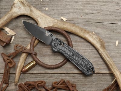 Benchmade Mini Freek 3" AXIS Lock Folding Blade / Black &amp; Grey G10 With Red Liner / Black CPM-M4 (Pre-Owned)