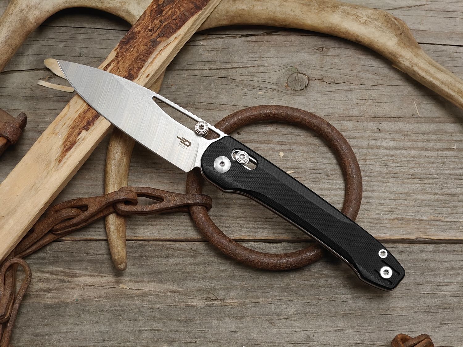Bestech Knives Cobber 3.5" Crossbar Lock Folder / Black G10 / Satin 14C28N