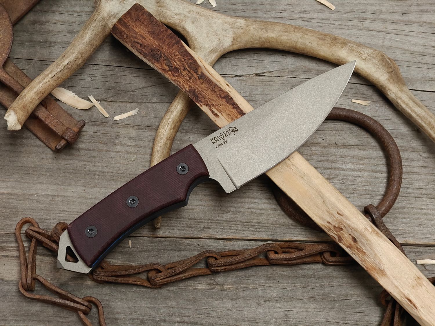 Falcon Knives Jumpmaster 4.5" Fixed Blade / Maroon Micarta w/ Blue Liners / Gun Metal Grey Cerakote CPM-3V