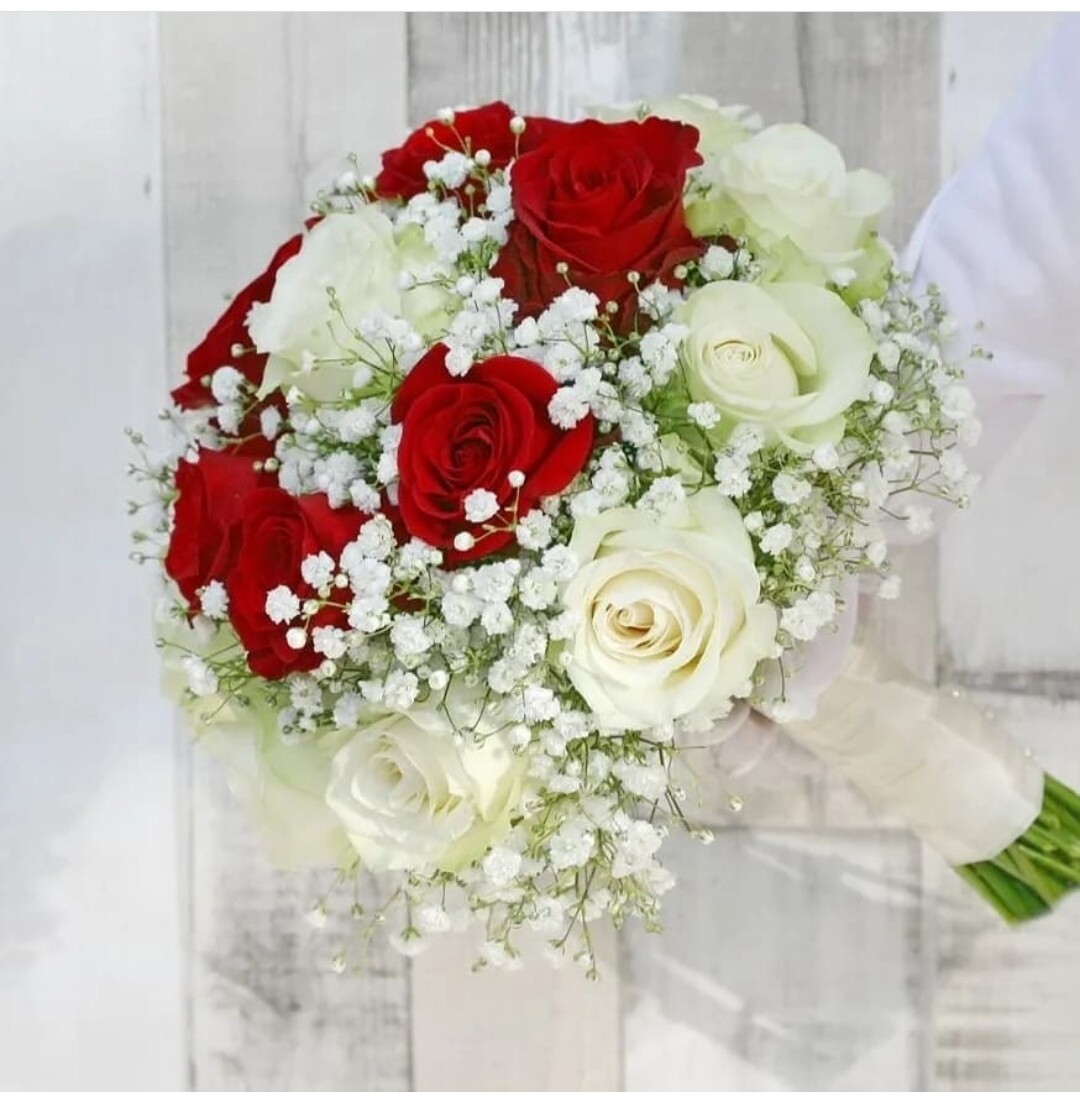 Fresh flowers round bride bouquet