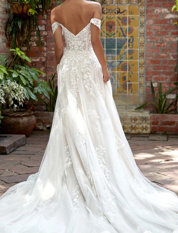 Off-shoulder luxury dress