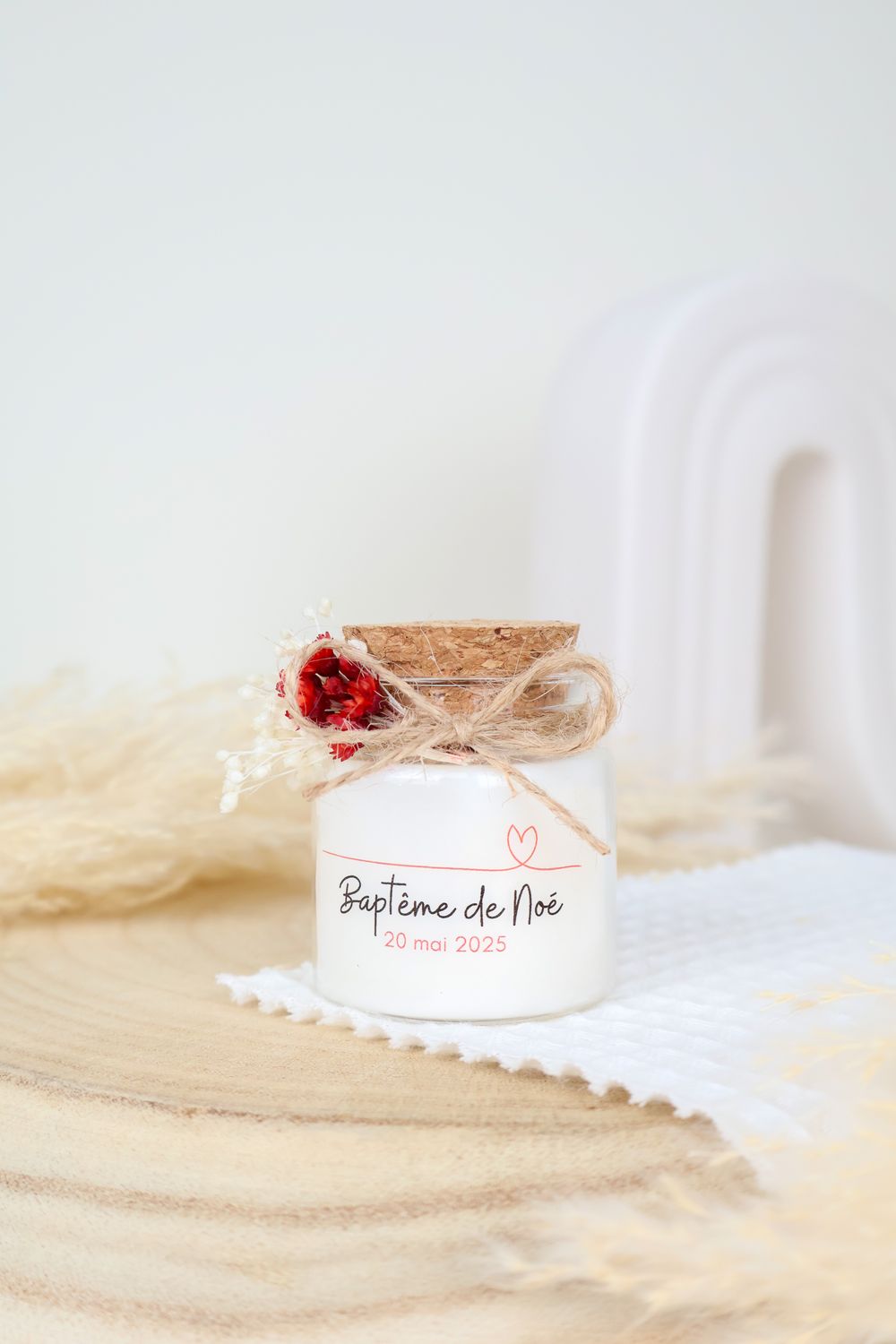 Bougie ronde bouchon en liège étiquettes transparente et Fleurs séchées pour baptême