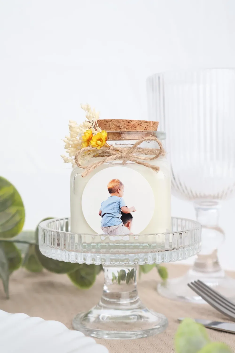 Bougie 120 ml bouchon liège avec fleurs séchées et étiquette