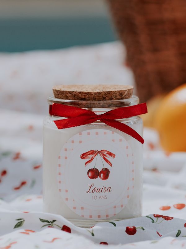 Bougie personnalisée 200 ml – Cadeau invité anniversaire